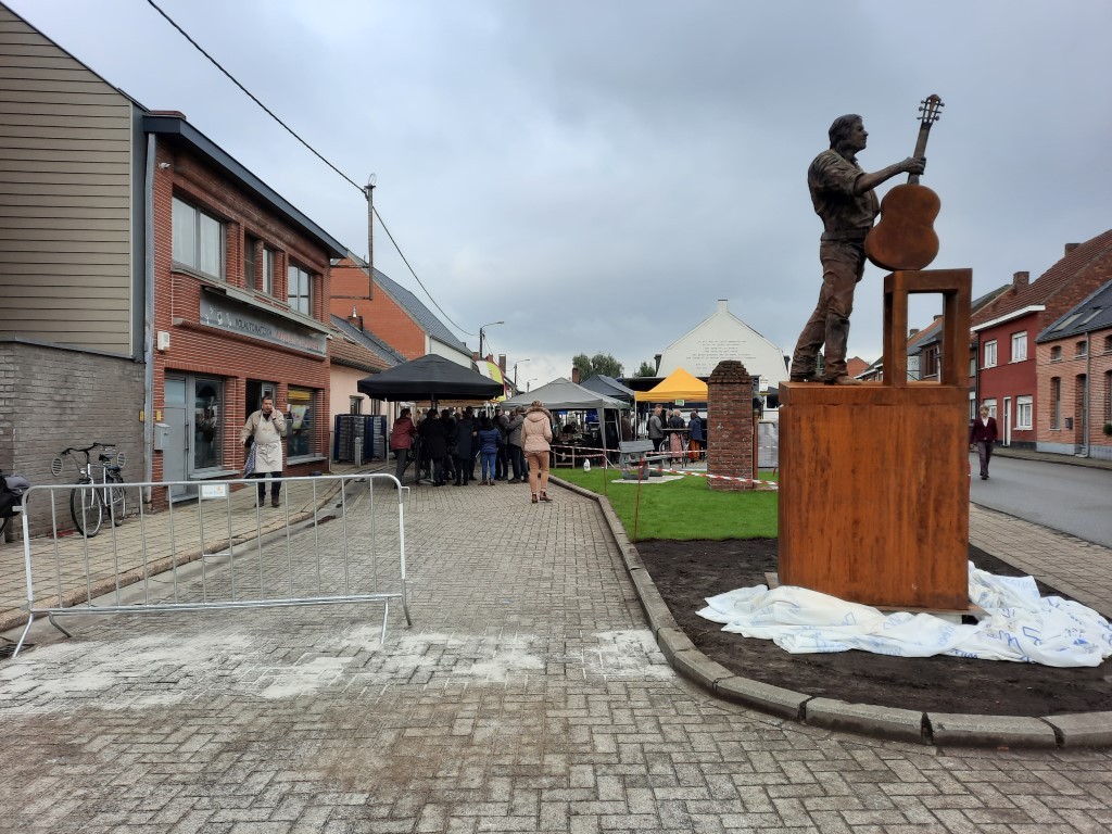 24/09/2022 Inhuldiging beeld Zjef Vanuytsel